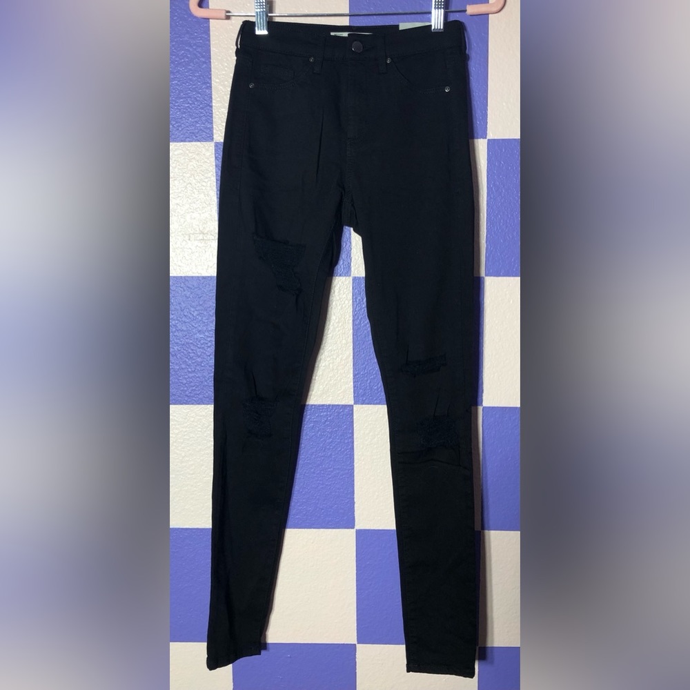 NWT Topshop Super Soft Ankle Grazer Leigh Jeans in Distressed Black- Size 4 /26